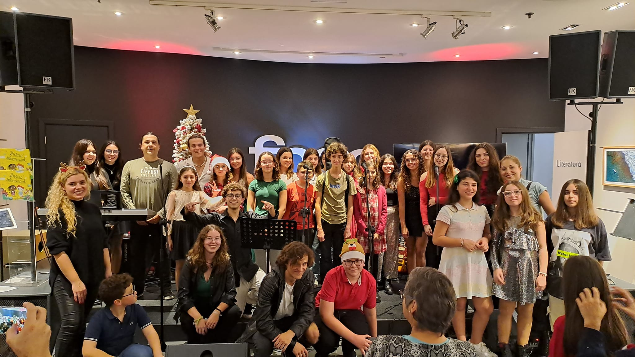 Estudantes da Oasys Escola de Música